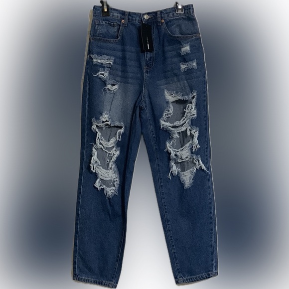 NWT Fashion Nova Beyond Repair Straight Leg Jeans - Picture 1 of 13